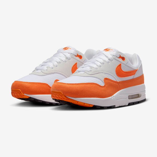 03 03